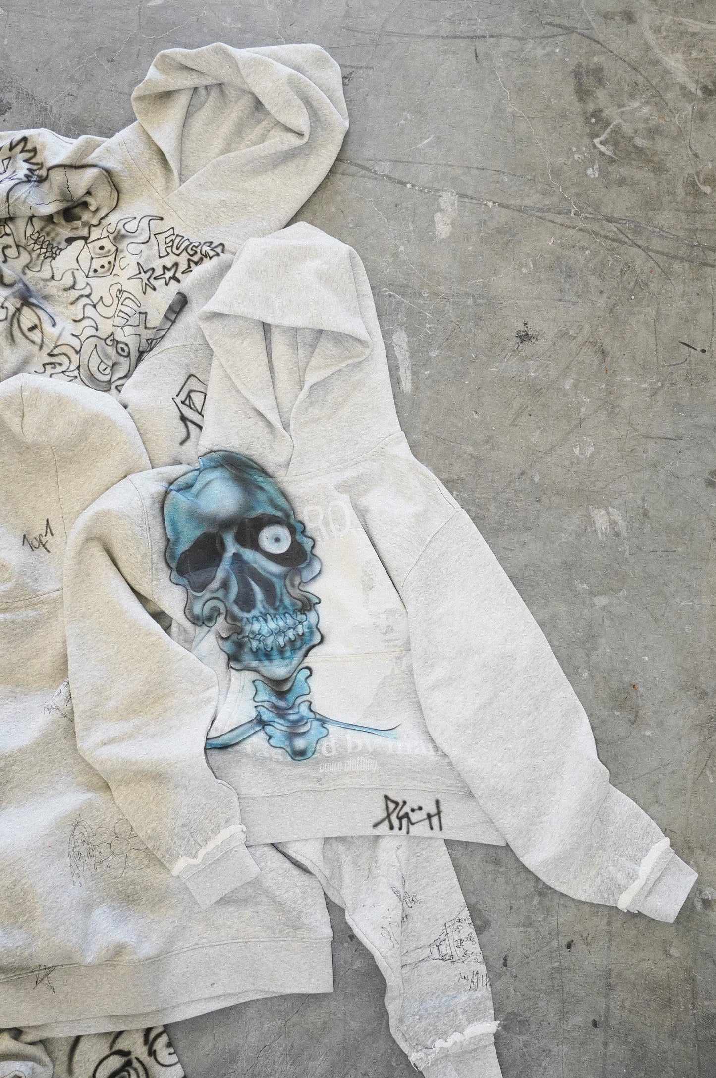 1:1 AIRBRUSH SKELETON HOODIE