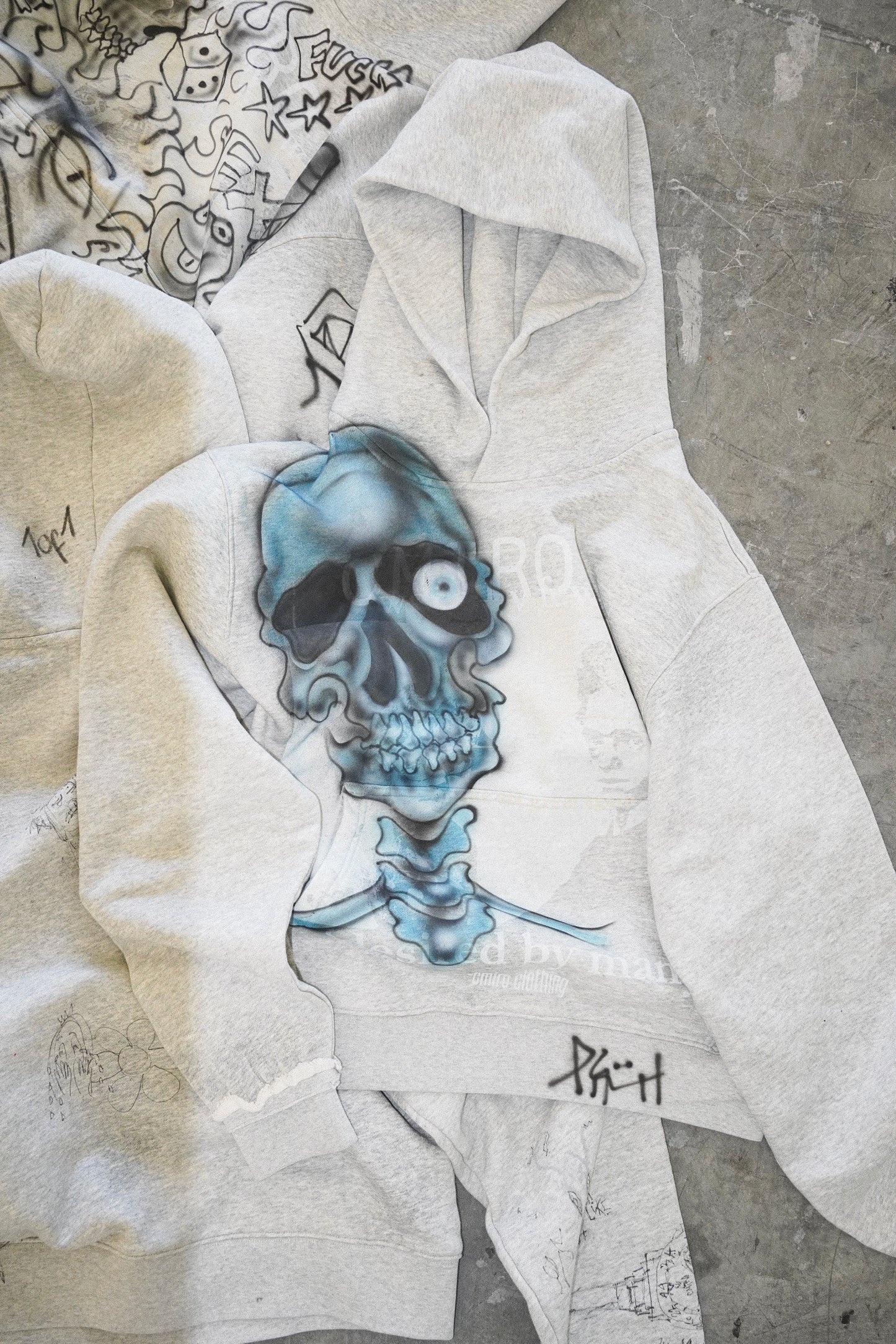 1:1 AIRBRUSH SKELETON HOODIE